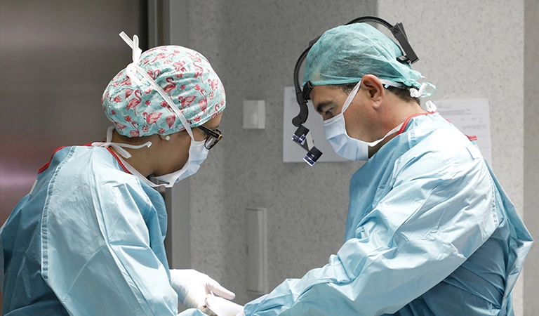 Edad recomendada rinoplastia. Equipo medico experto